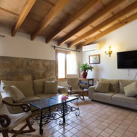 Spacious In With Mountain View Appartement