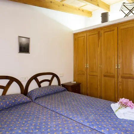 Spacious In With Mountain View * Pollença